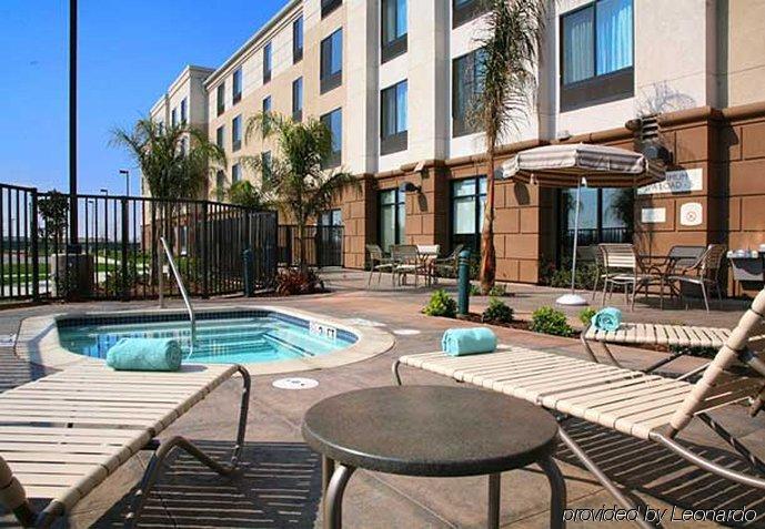 Springhill Suites Bakersfield Exterior photo